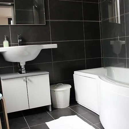 Le Normandy Apartment *